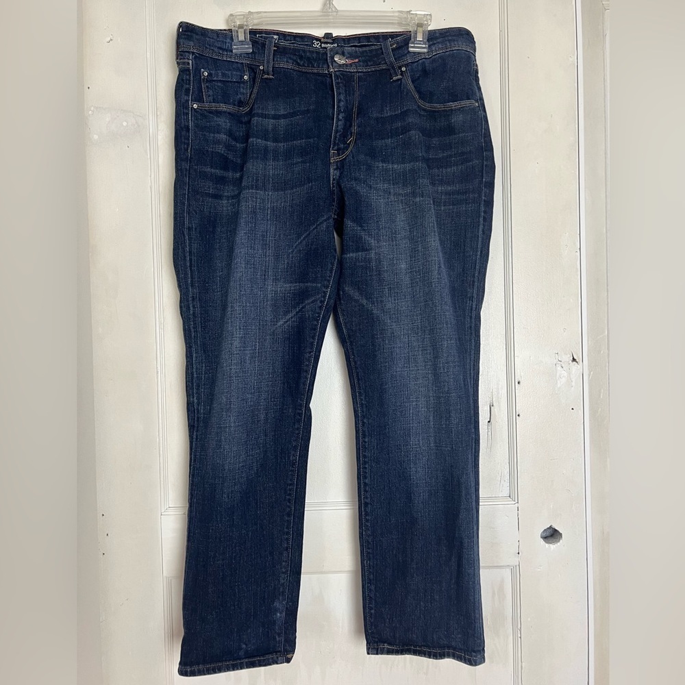 LEVIS BOYFRIEND FIT JEANS SZ 32 WOMENS CROP MILD WHISKERING RELAXED FIT